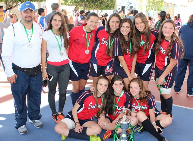 不仅是对其 不仅是对其